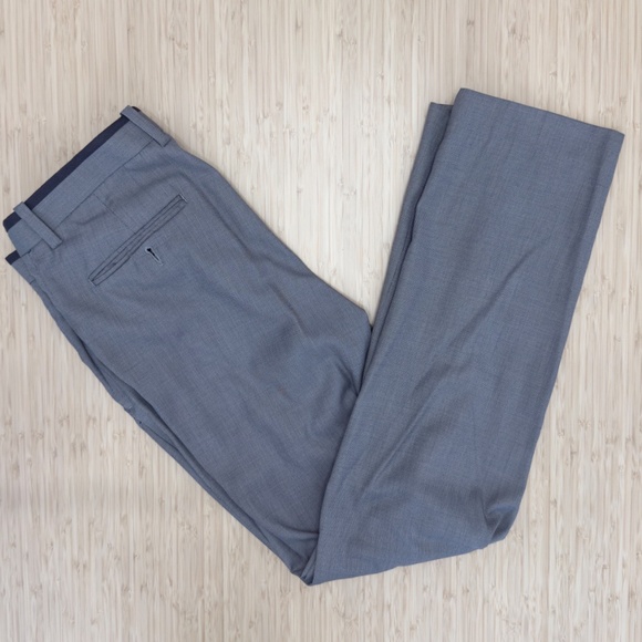 H&M - 2 piece Suit - size 42R - pants size 34R - Picture 11 of 11